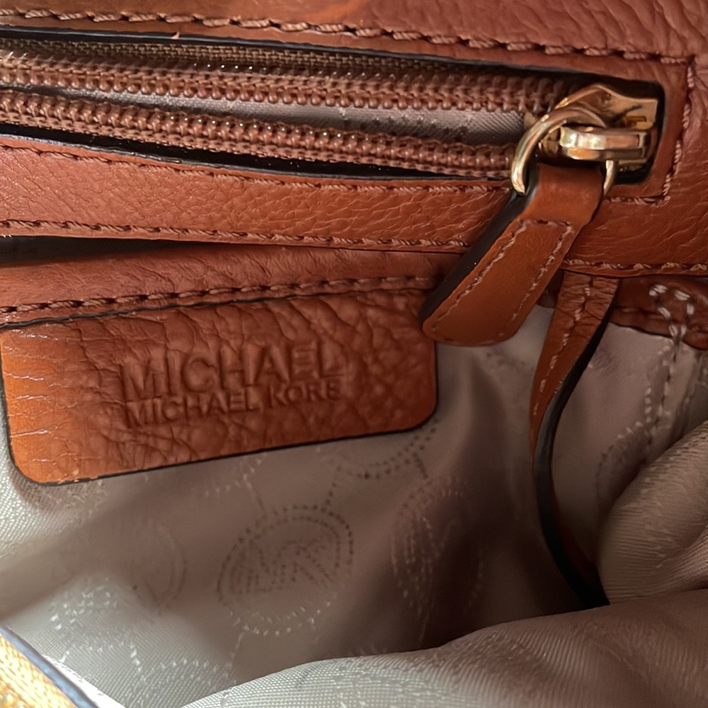Michael Kors. Barely Used. No Scuffs Or Anything - image 4